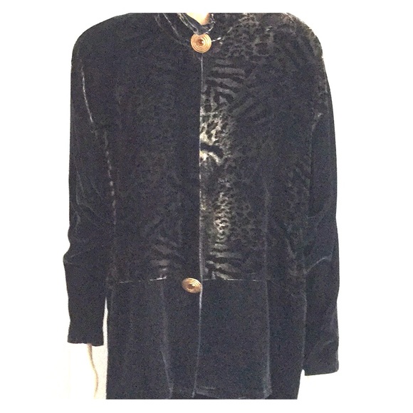 NWOT Animal Print, Velvet Top and Skirt - Picture 2 of 7